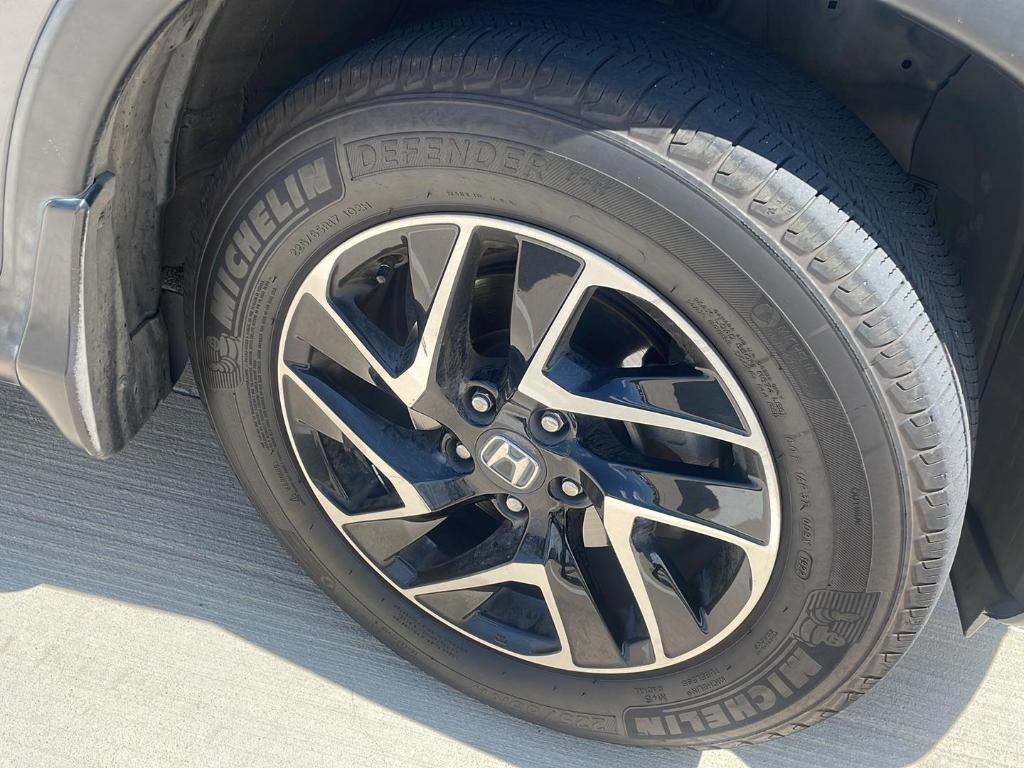used 2016 Honda CR-V car, priced at $16,000