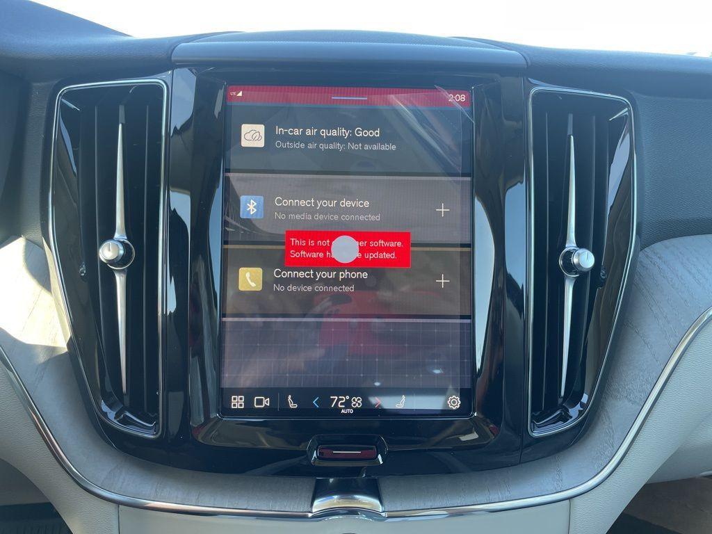 new 2025 Volvo XC60 car, priced at $52,995