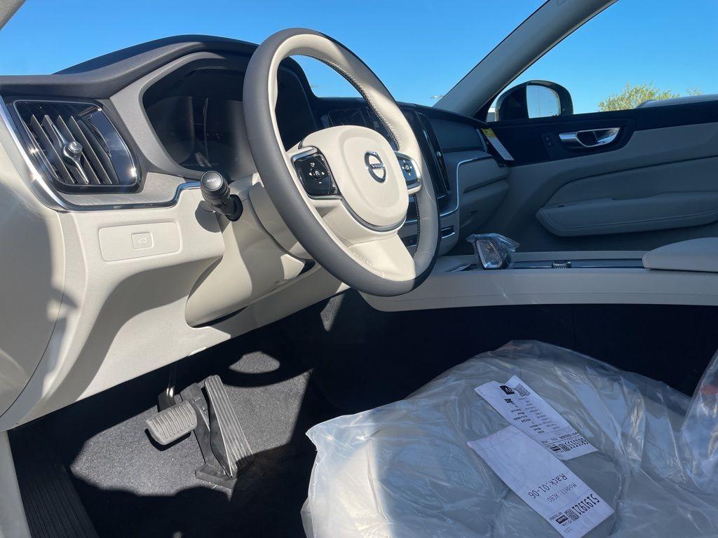 new 2025 Volvo XC60 car, priced at $52,995