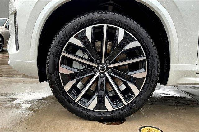 new 2025 Volvo XC90 Plug-In Hybrid car, priced at $75,485