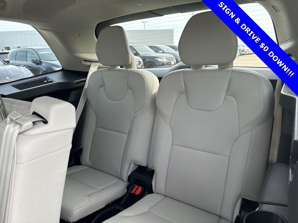 new 2025 Volvo XC90 car, priced at $48,950