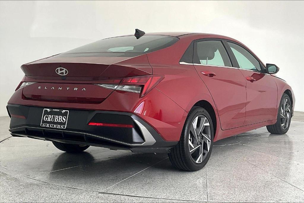 used 2025 Hyundai Elantra car, priced at $22,500