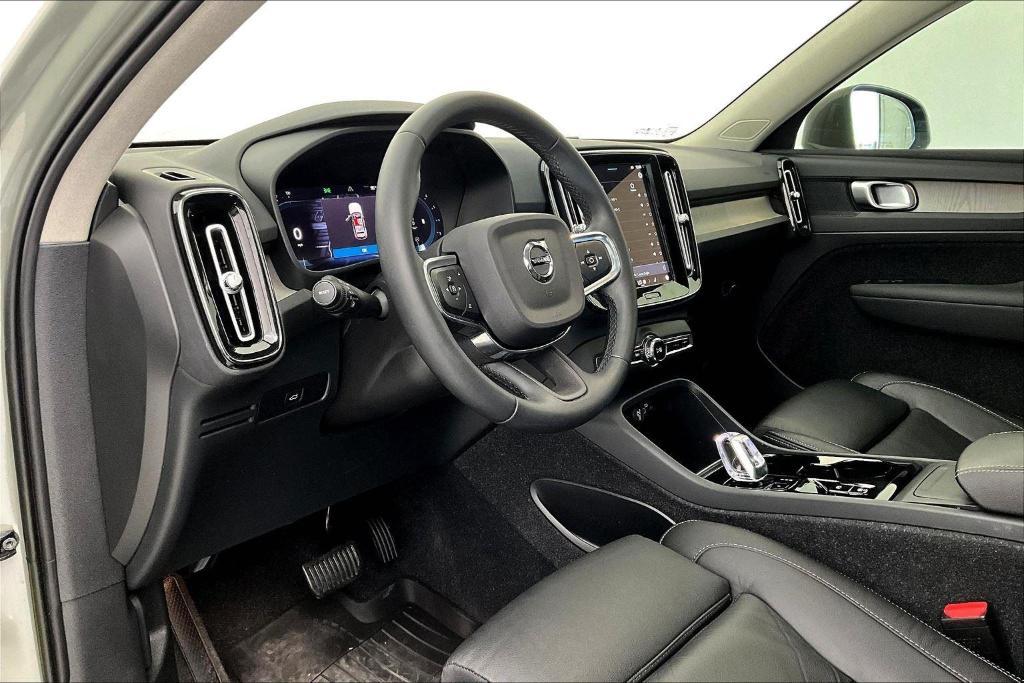 used 2023 Volvo XC40 car, priced at $30,800