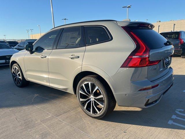 new 2025 Volvo XC60 car