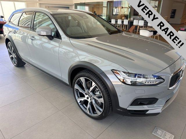 new 2025 Volvo V90 Cross Country car, priced at $73,545