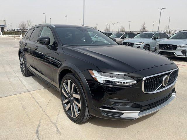 new 2025 Volvo V90 Cross Country car, priced at $59,850
