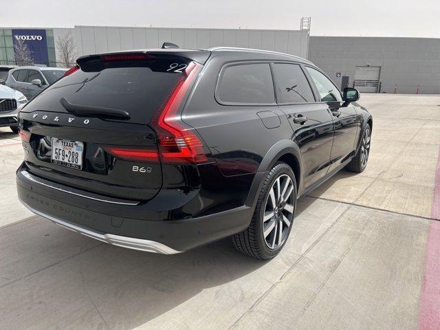 new 2025 Volvo V90 Cross Country car, priced at $59,850
