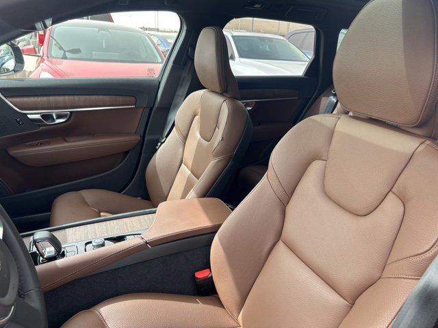 new 2025 Volvo V90 Cross Country car, priced at $59,850