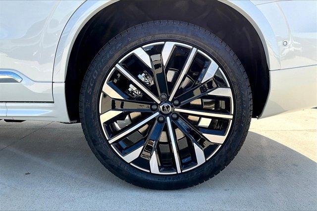 new 2025 Volvo XC90 car, priced at $65,555