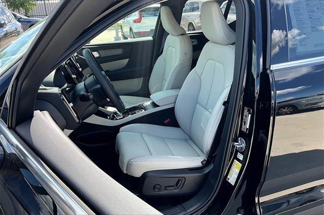 new 2025 Volvo XC40 car, priced at $51,015