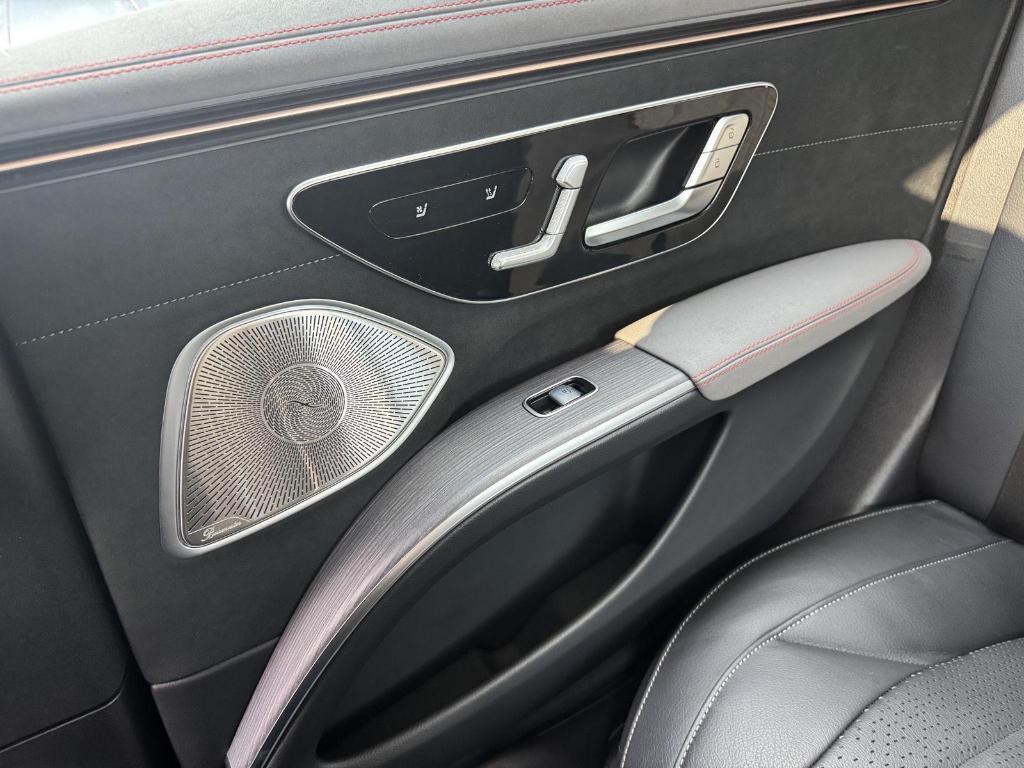 used 2022 Mercedes-Benz EQS 580 car, priced at $54,900