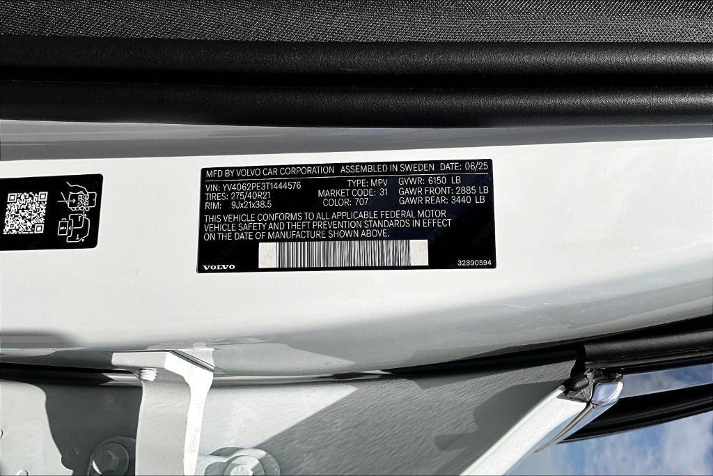 new 2026 Volvo XC90 car, priced at $71,825