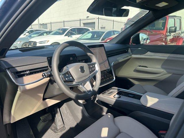new 2025 Volvo EX90 car, priced at $89,125