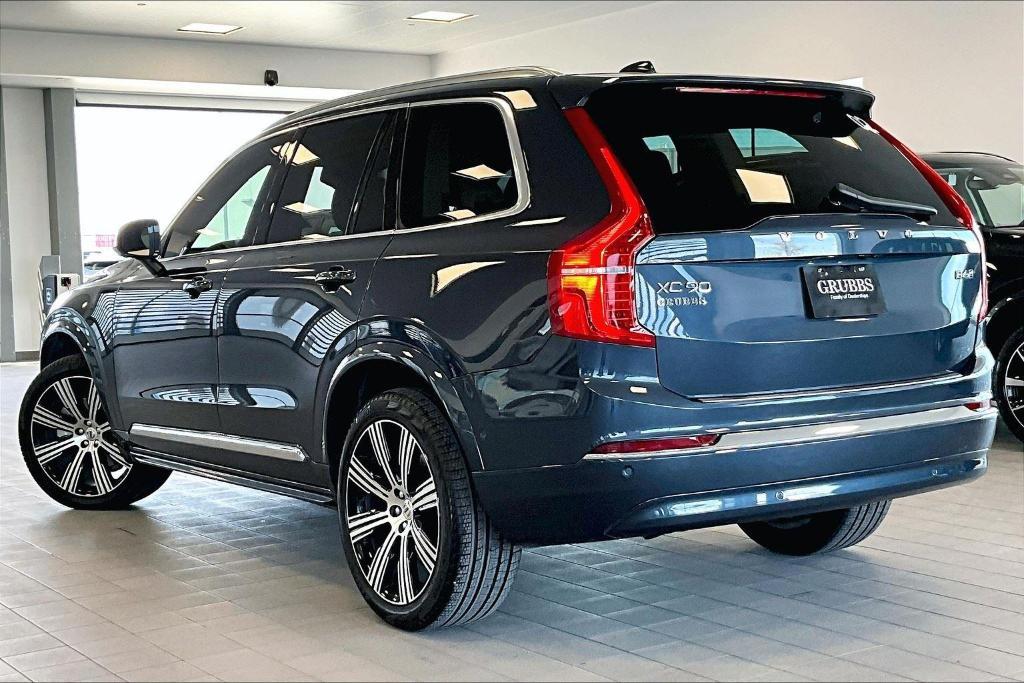new 2025 Volvo XC90 car, priced at $64,300