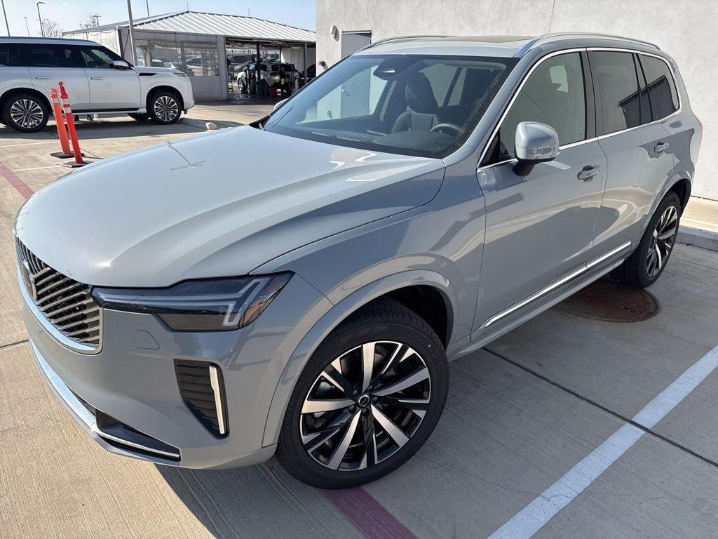 new 2025 Volvo XC90 car, priced at $65,895