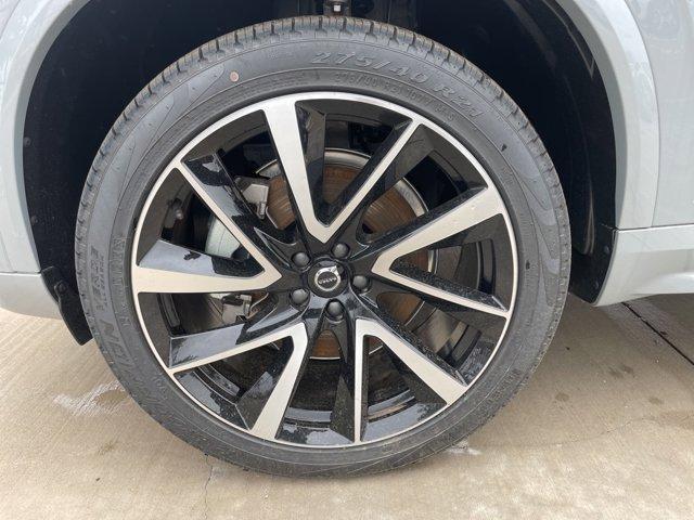 new 2025 Volvo XC90 car, priced at $67,265