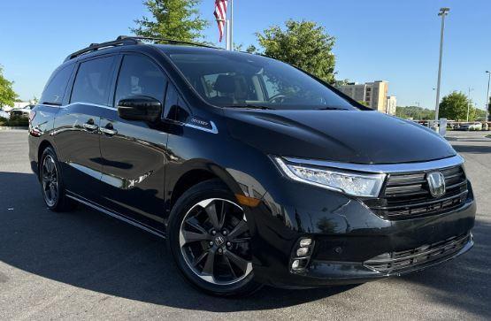 used 2024 Honda Odyssey car, priced at $44,000