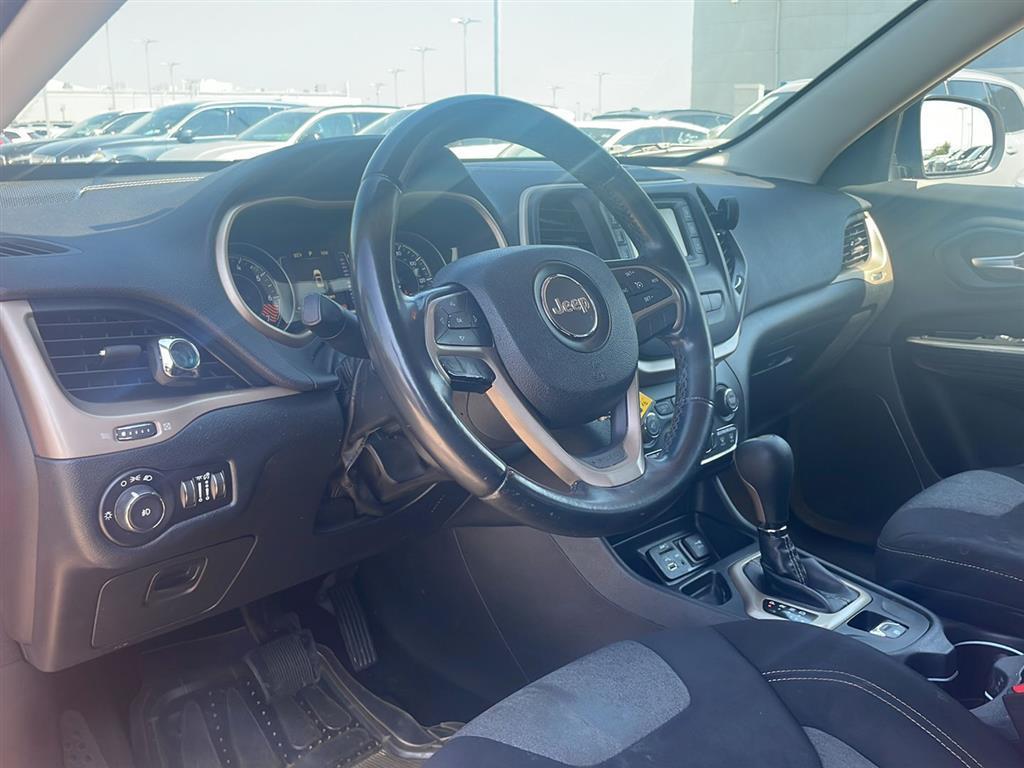 used 2014 Jeep Cherokee car, priced at $8,500