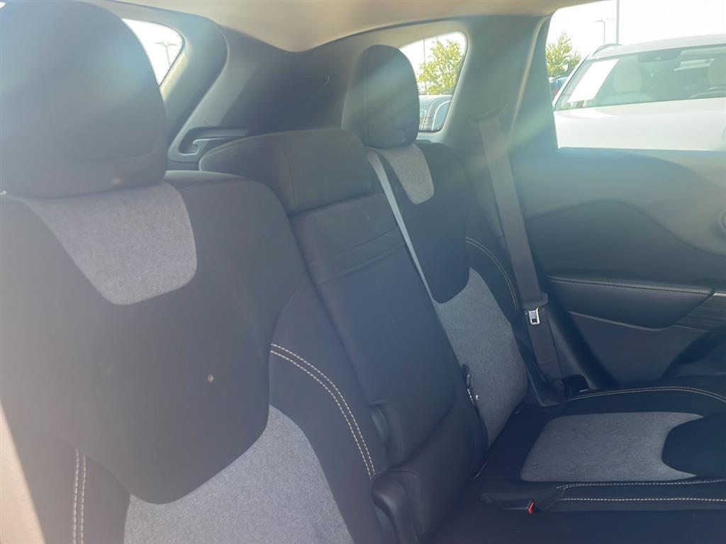 used 2014 Jeep Cherokee car, priced at $8,500