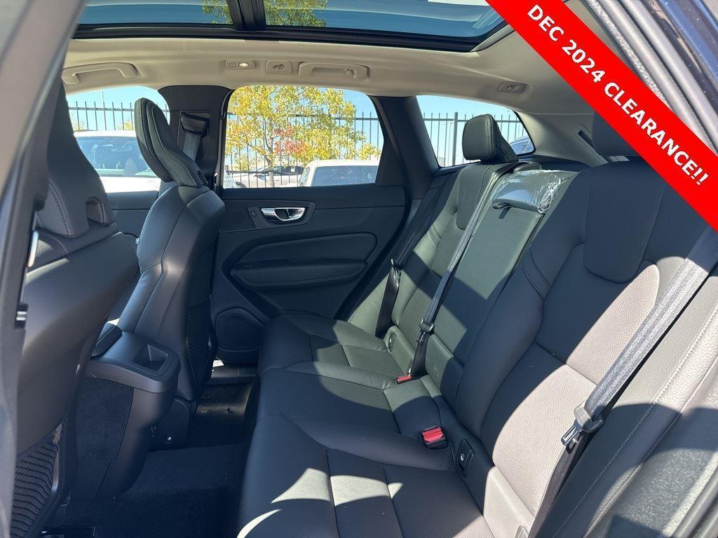 new 2025 Volvo XC60 car, priced at $51,700