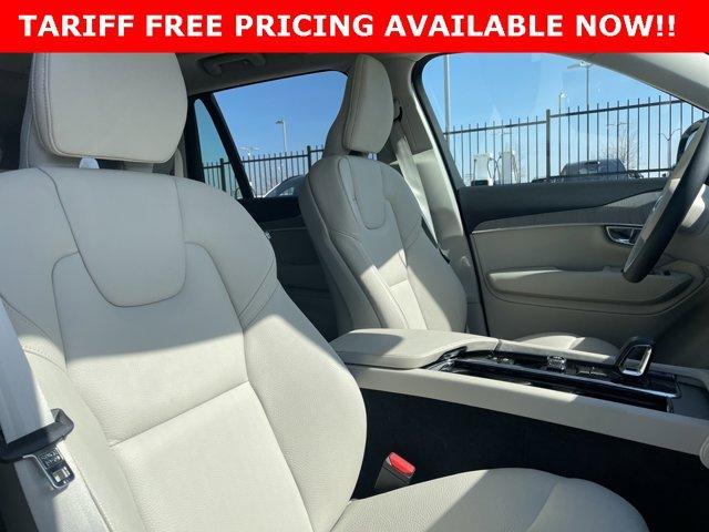 new 2025 Volvo XC90 car, priced at $62,500
