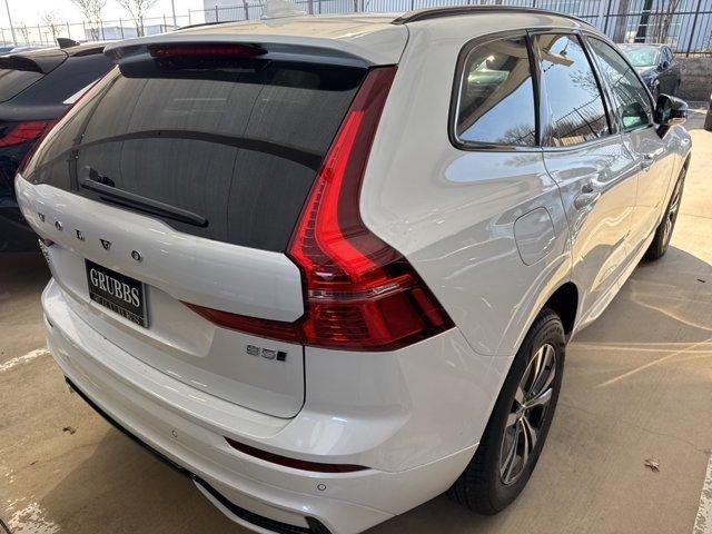 new 2025 Volvo XC60 car, priced at $49,095