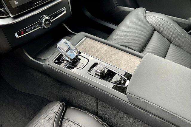 new 2025 Volvo XC90 Plug-In Hybrid car, priced at $82,405