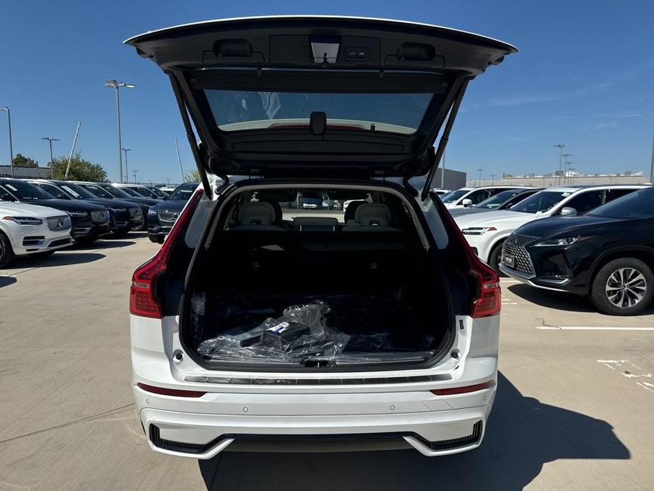 new 2025 Volvo XC60 Plug-In Hybrid car, priced at $76,670