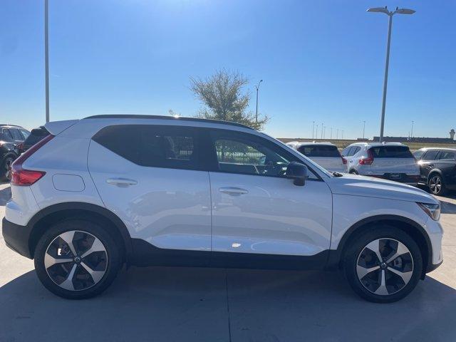 new 2024 Volvo XC40 car, priced at $42,910