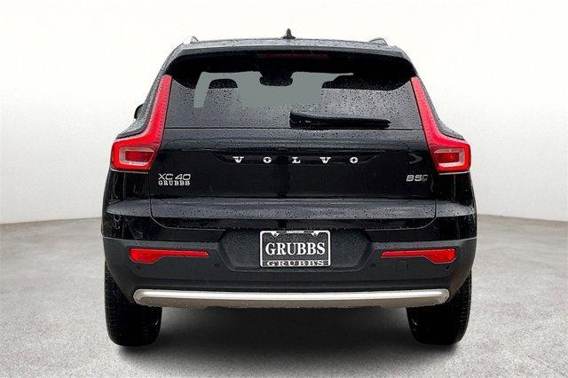 new 2025 Volvo XC40 car, priced at $51,015