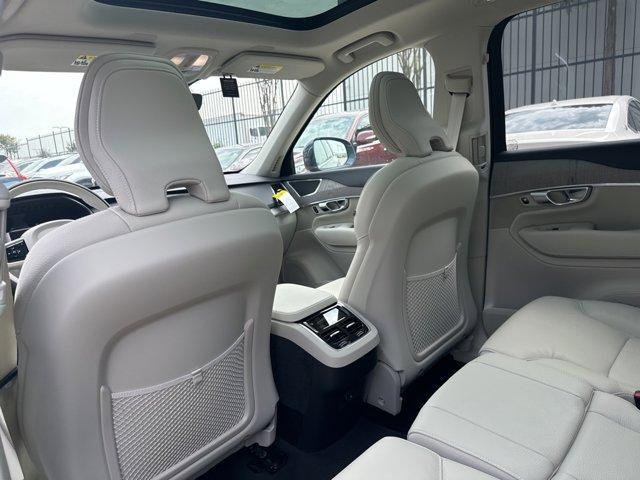 new 2025 Volvo XC90 car, priced at $63,665