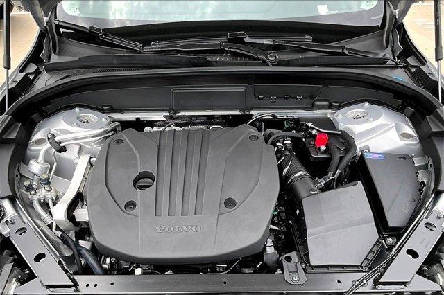new 2025 Volvo XC60 car, priced at $50,285
