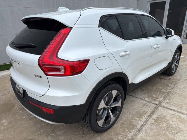 new 2025 Volvo XC40 car, priced at $47,695