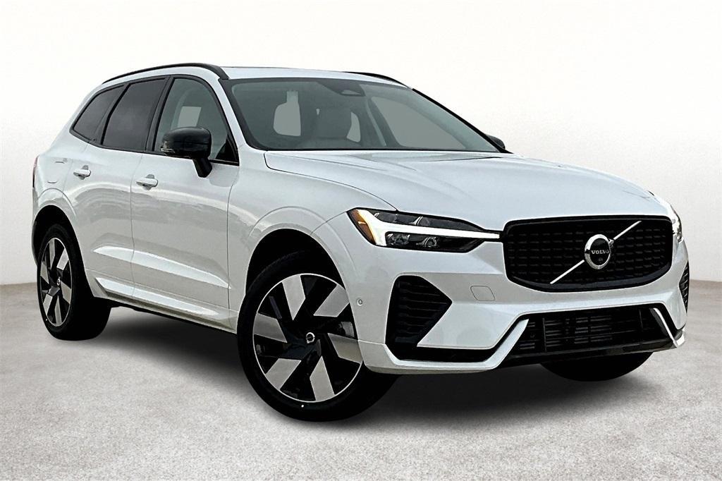 new 2025 Volvo XC60 Plug-In Hybrid car, priced at $65,485