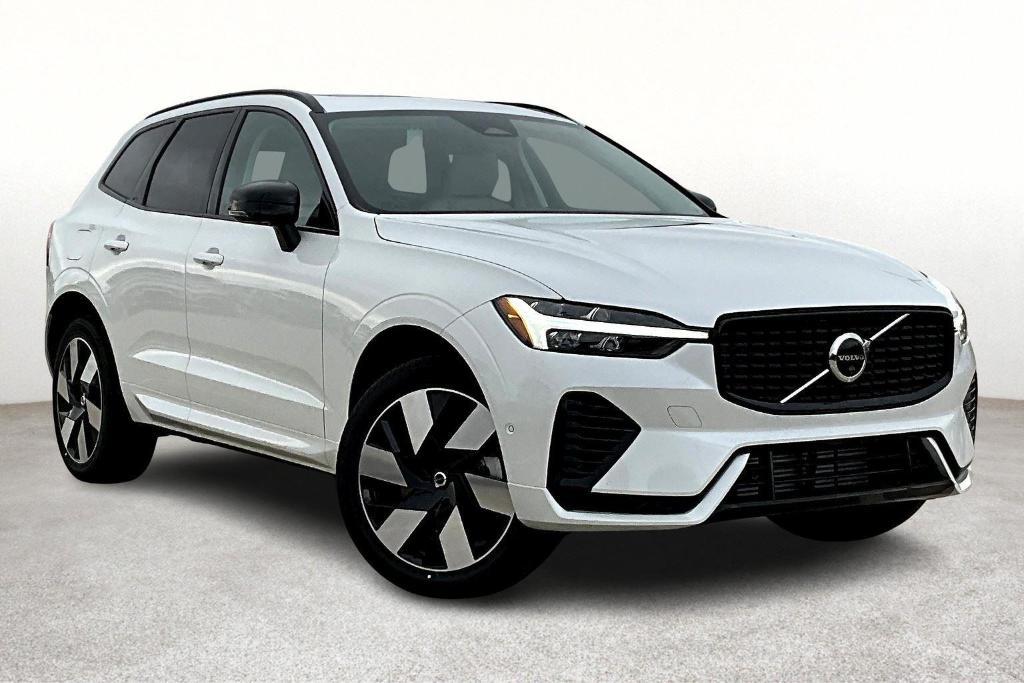 new 2025 Volvo XC60 Plug-In Hybrid car, priced at $48,985
