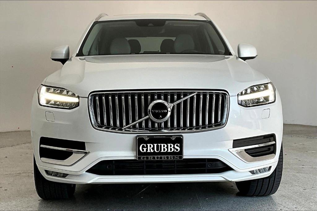 used 2020 Volvo XC90 car, priced at $25,500