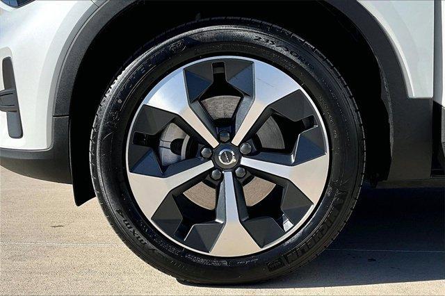 new 2025 Volvo XC40 car, priced at $39,500