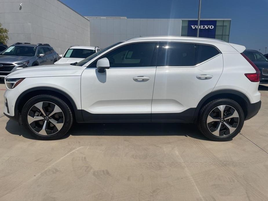 new 2024 Volvo XC40 car, priced at $43,500