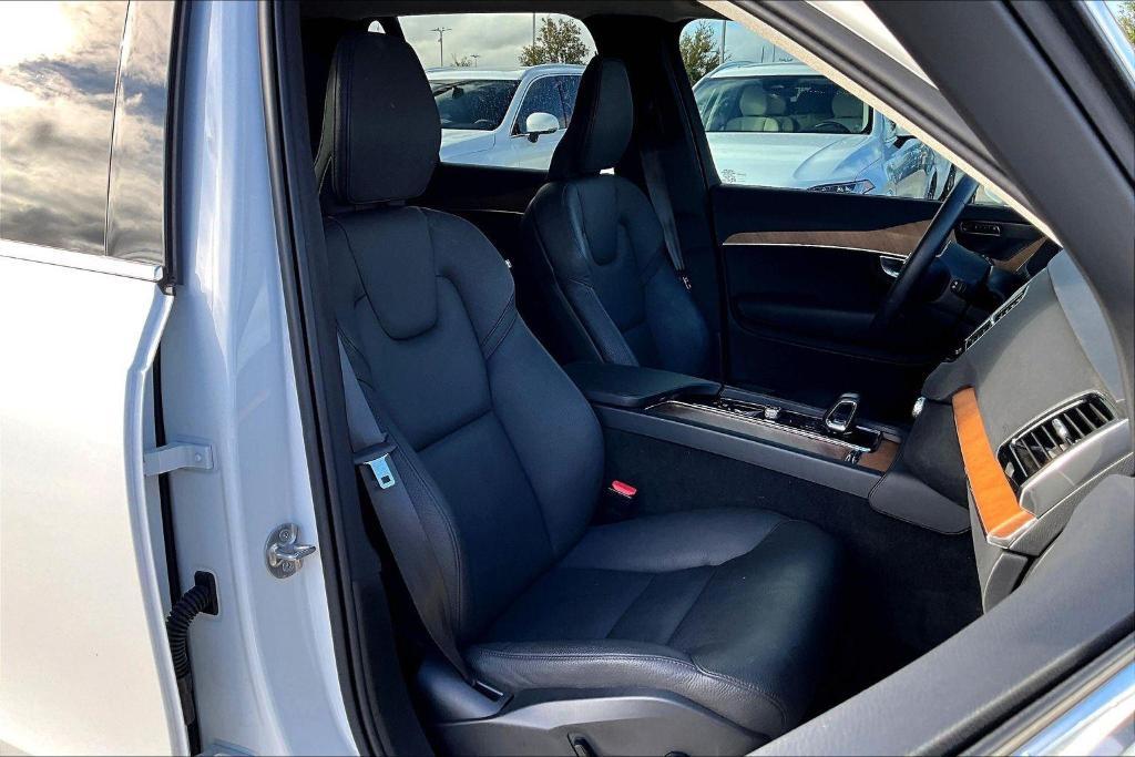 used 2024 Volvo XC90 Recharge Plug-In Hybrid car, priced at $51,000