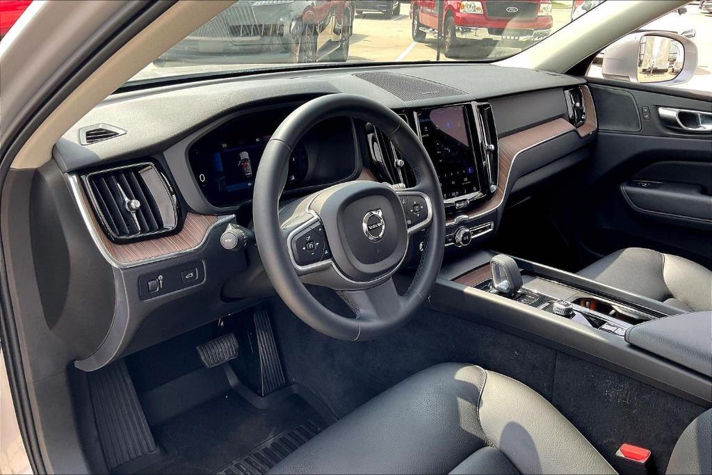 used 2022 Volvo XC60 car, priced at $30,261