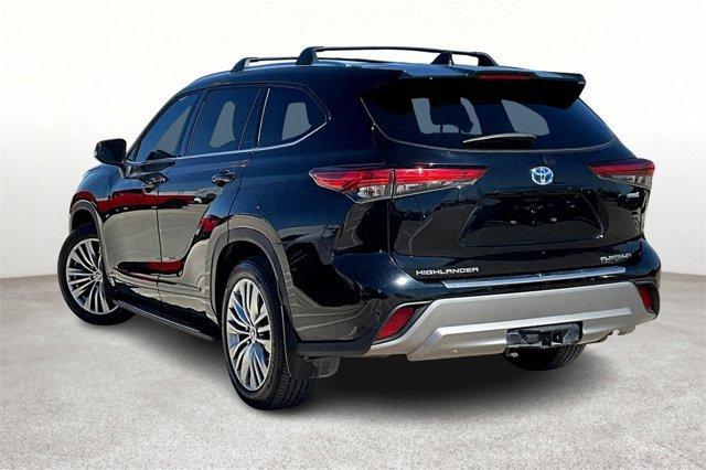 used 2022 Toyota Highlander Hybrid car, priced at $42,500