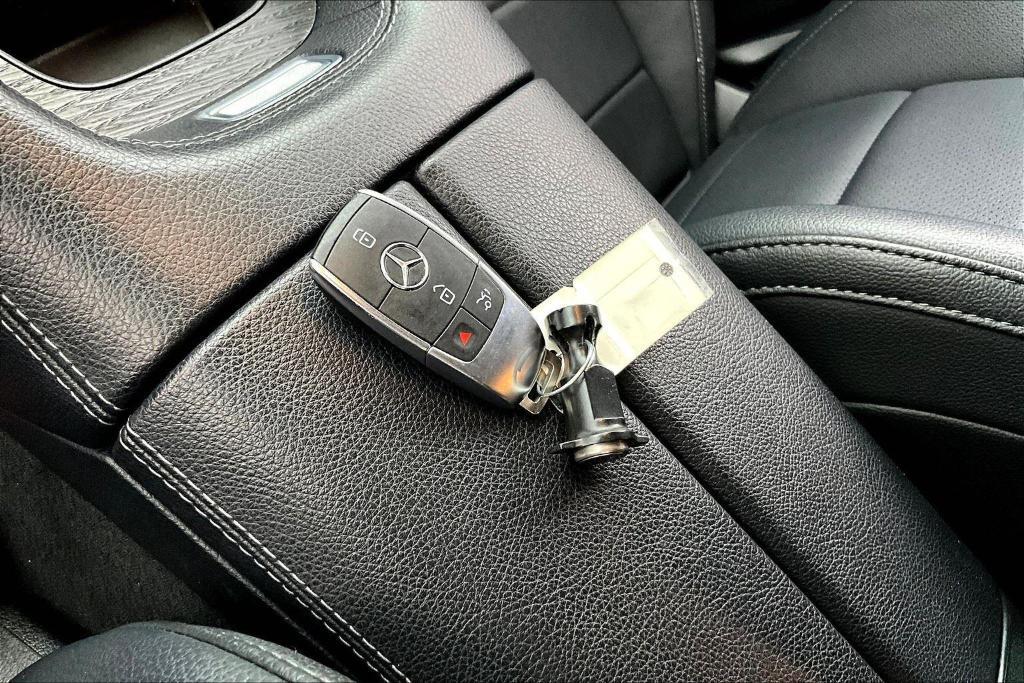 used 2022 Mercedes-Benz GLE 350 car, priced at $41,988