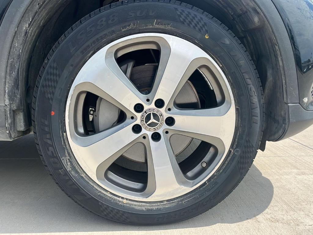 used 2019 Mercedes-Benz GLC 300 car, priced at $21,000