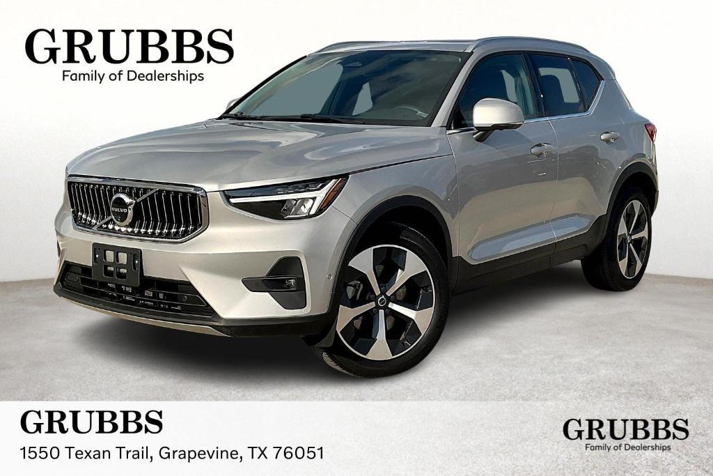 used 2025 Volvo XC40 car, priced at $39,700