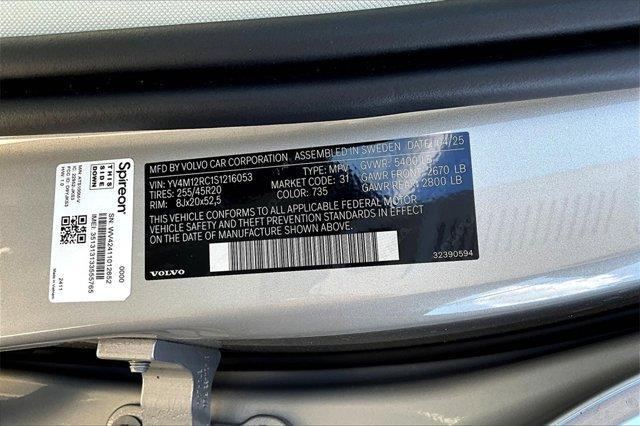 new 2025 Volvo XC60 car, priced at $55,765