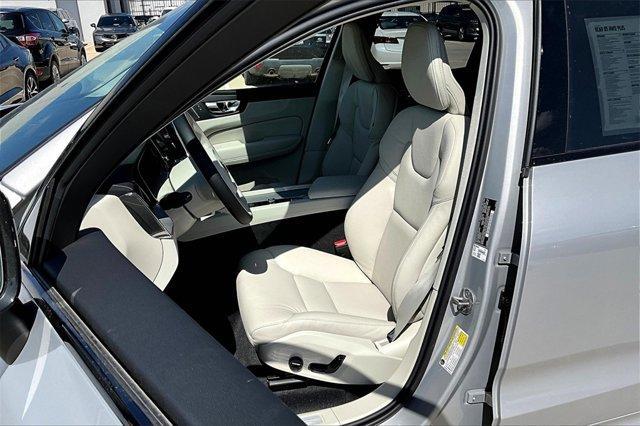new 2025 Volvo XC60 car, priced at $55,765