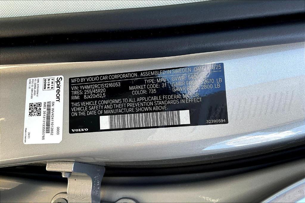 new 2025 Volvo XC60 car, priced at $55,765