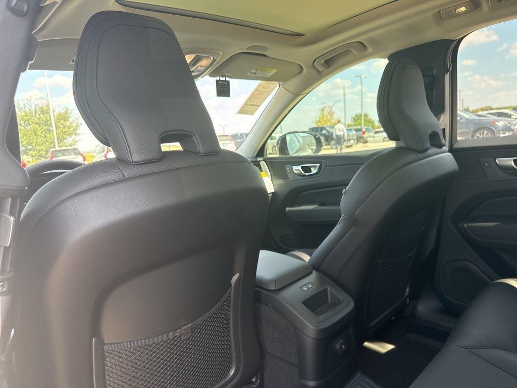 new 2025 Volvo XC60 Plug-In Hybrid car, priced at $63,735