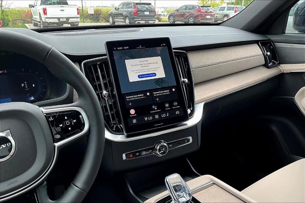 new 2025 Volvo XC90 car, priced at $69,155