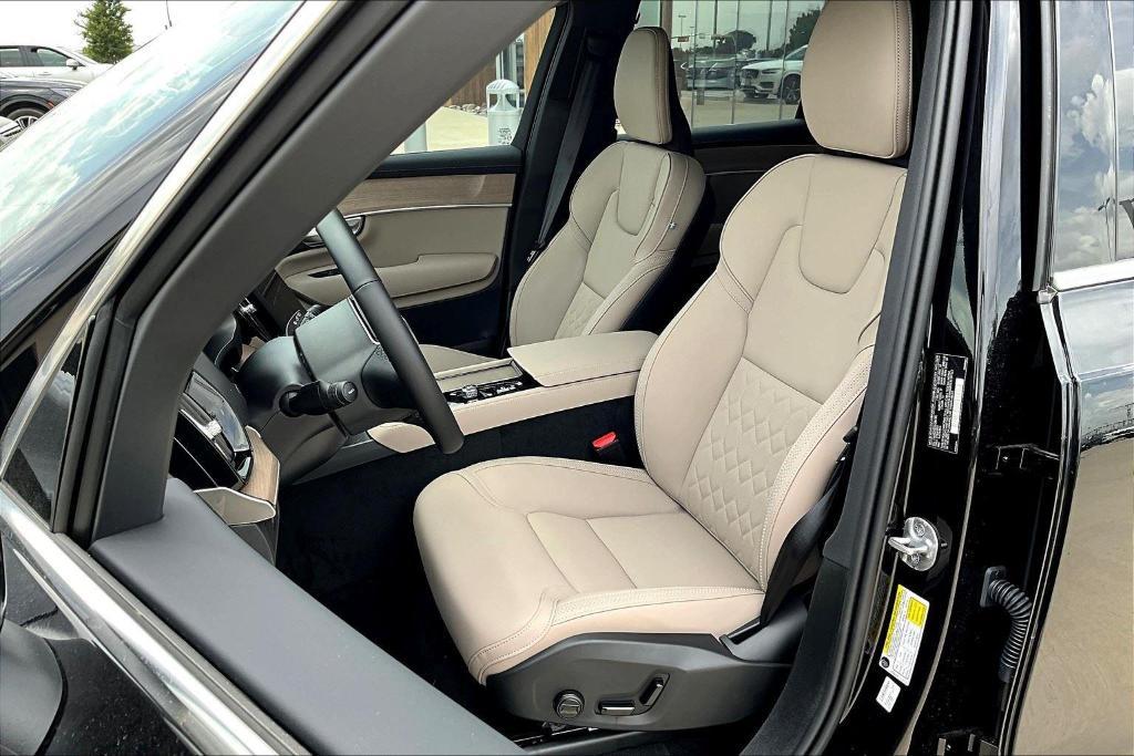 new 2025 Volvo XC90 car, priced at $69,155